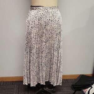 Mi ami Black and White Patterned Maxi Skirt, Size S